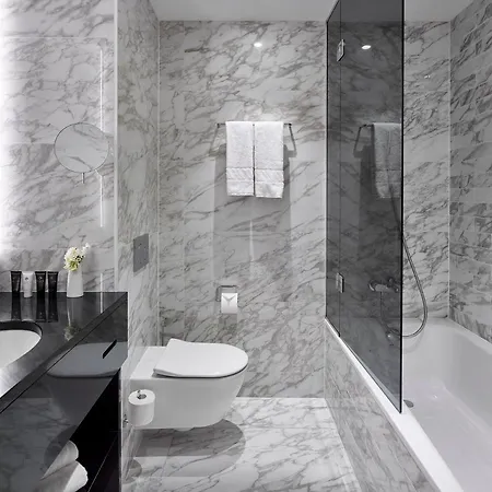 Hotel Est Grand Savoy Boedapest