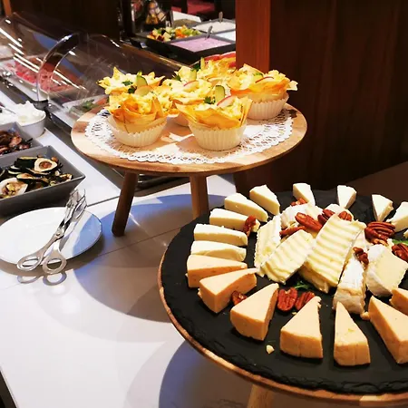 Est Grand Savoy Hotel Boedapest