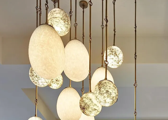Отель Est Grand Savoy