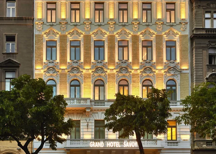 Отель Est Grand Savoy Будапешт