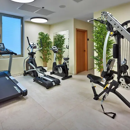 Hotel Est Grand Savoy