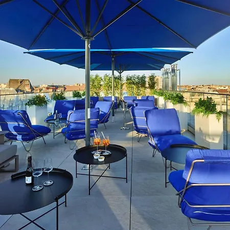 Est Grand Savoy Hotel 4*