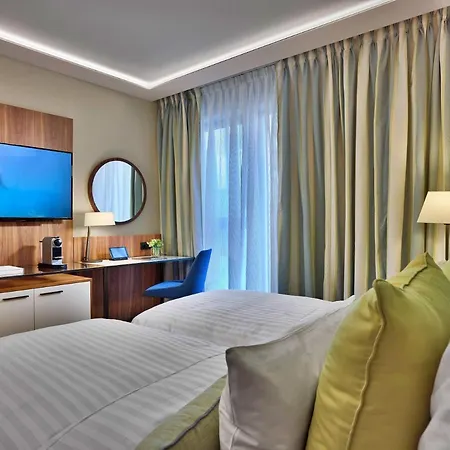 Est Grand Savoy Budapest