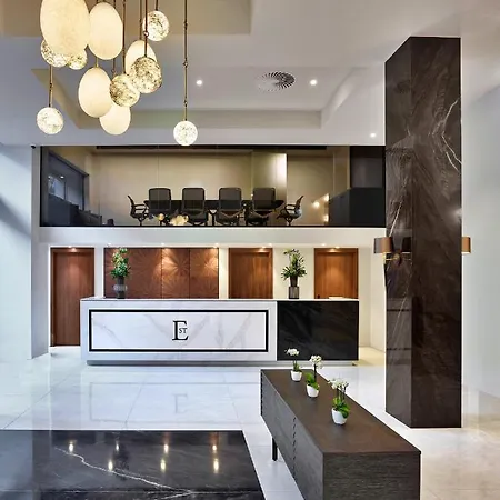 Est Grand Savoy Hotel Budapest