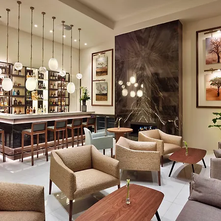 Hotel Est Grand Savoy