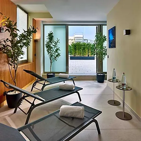Hotel Est Grand Savoy