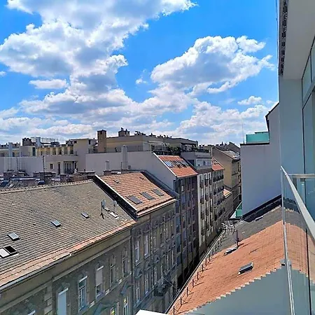Hotel Est Grand Savoy
