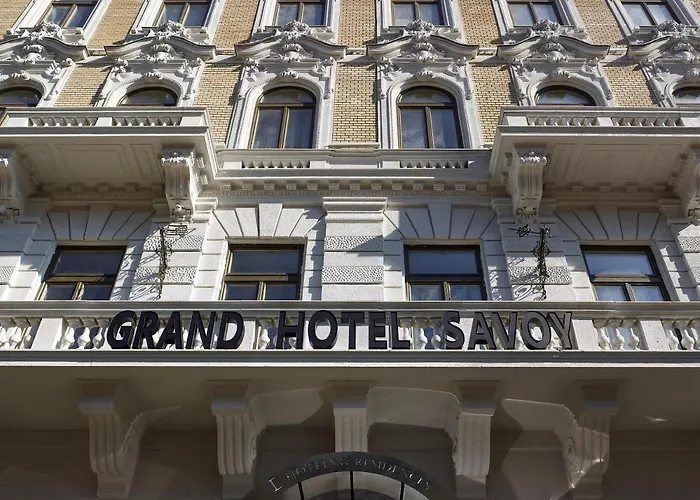 Est Grand Savoy Hotel