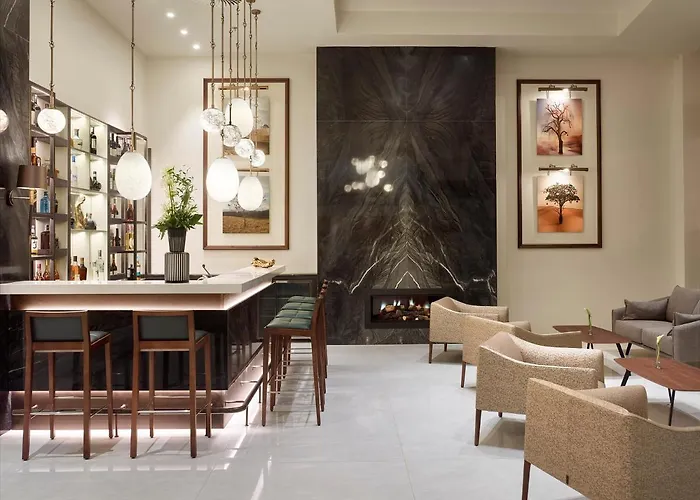 Hotel Est Grand Savoy