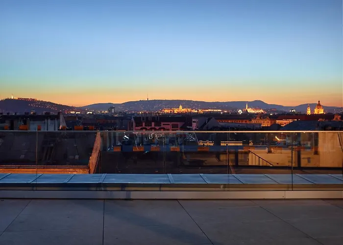 Est Grand Savoy 4* Boedapest