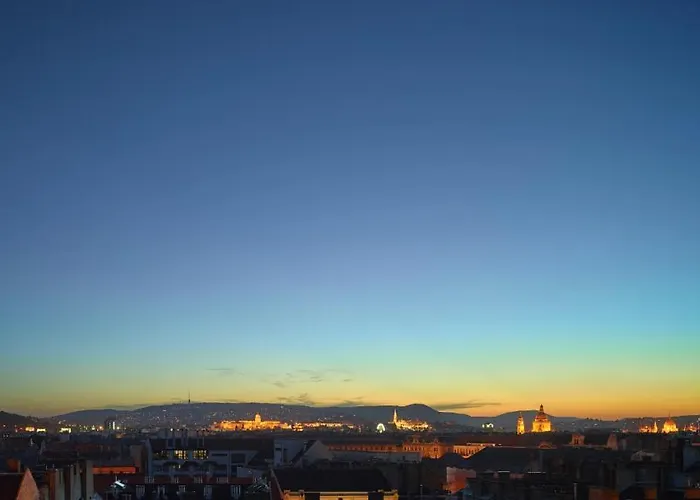 Hotel Est Grand Savoy