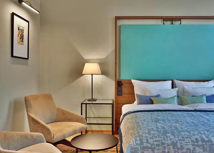 Est Grand Savoy Hotel