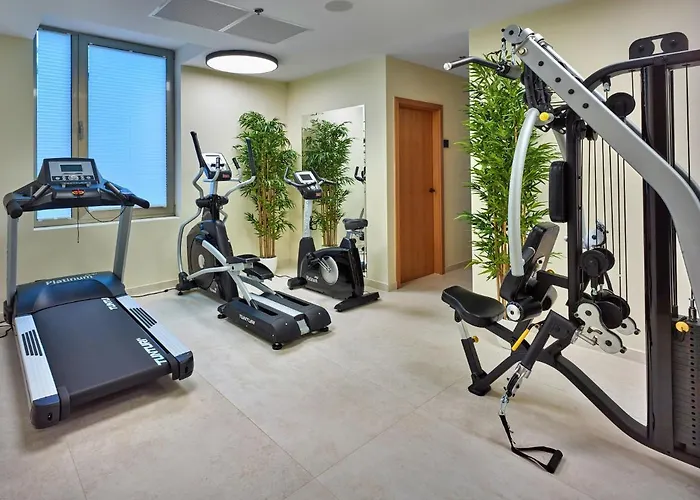 Hotel Est Grand Savoy