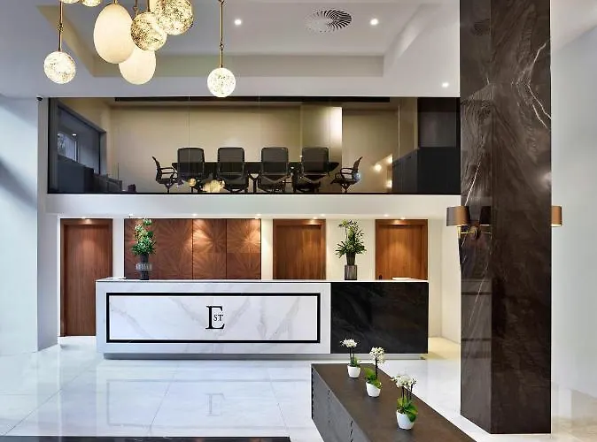 Est Grand Savoy Hotel Boedapest