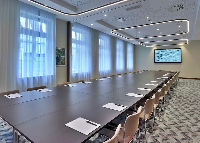 Est Grand Savoy 4* Boedapest