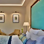 Hotel Est Grand Savoy 4*