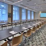 Est Grand Savoy Hotel 4*