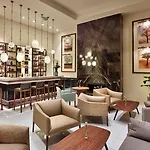 Hotel Est Grand Savoy