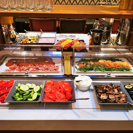 Est Grand Savoy Otel 4*